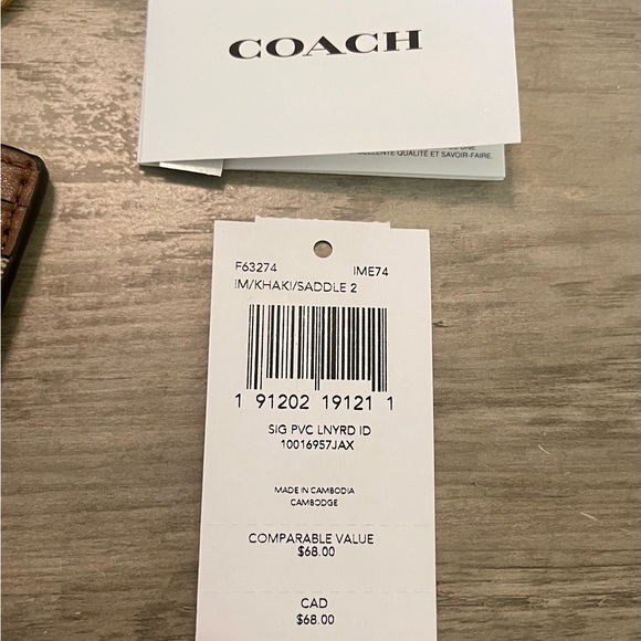Coach Id Lanyard In Signature Canvas Gold/Khaki Saddle - Picture 3 of 4